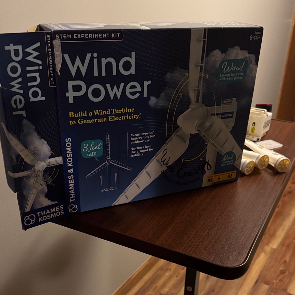 Thames & Kosmos Wind Power STEM Kit